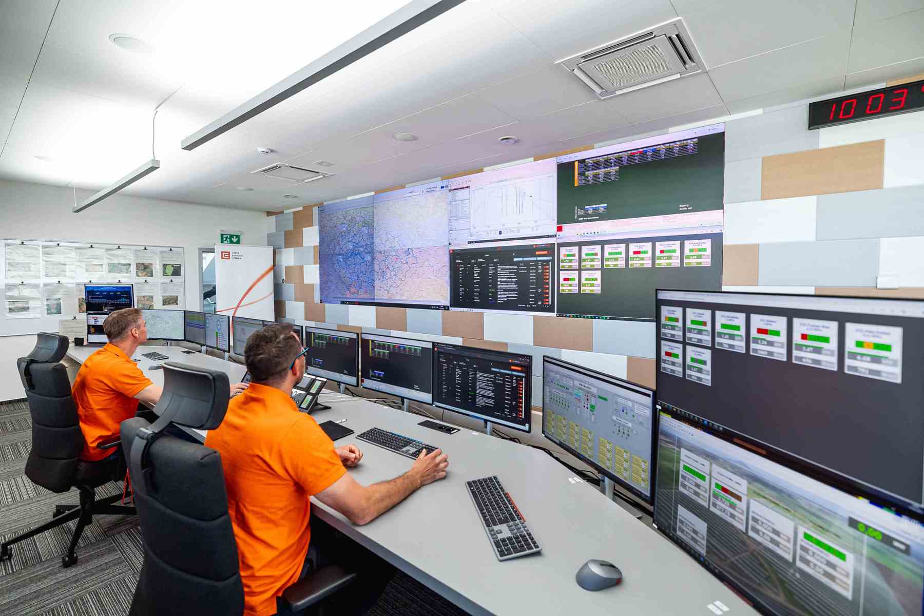 Budú ich riadiť centrálne. Česi majú nový dispečing pre solárne a veterné elektrárne i batérie